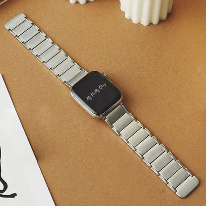 Luxury Magnetic Metal Link Strap for Apple Watch